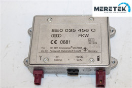 8E0035456D  Antennivahvistin